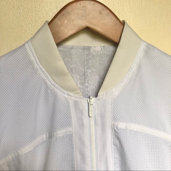 Lululemon Reversible Bomb Around Zip-Up Jacket Size 10 - Picture 6 of 16
